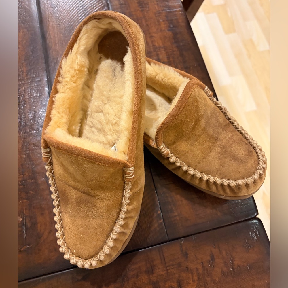 LL Bean Wicked Good slippers